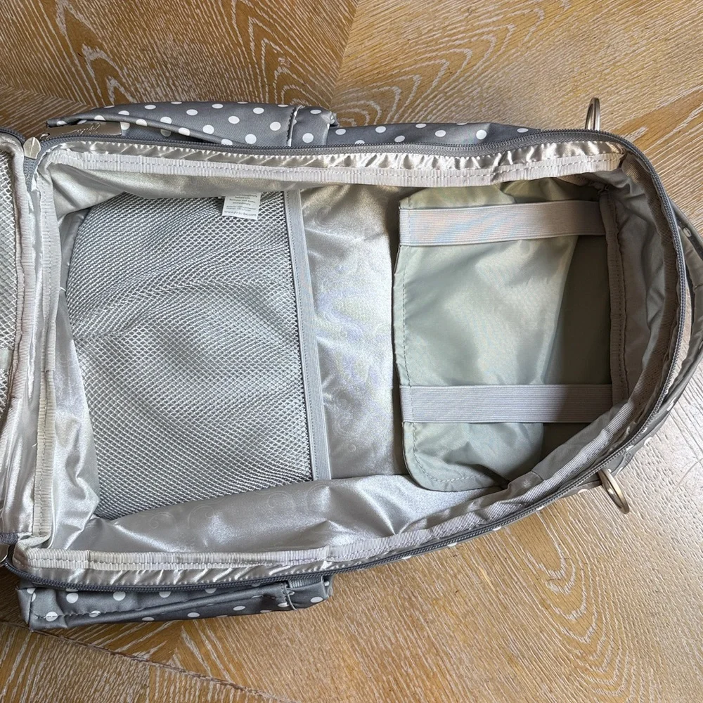Ju-Ju-Be Gray Polka Dot Baby Bag